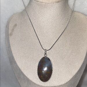 Elegant Moss Agate Pendant Necklace